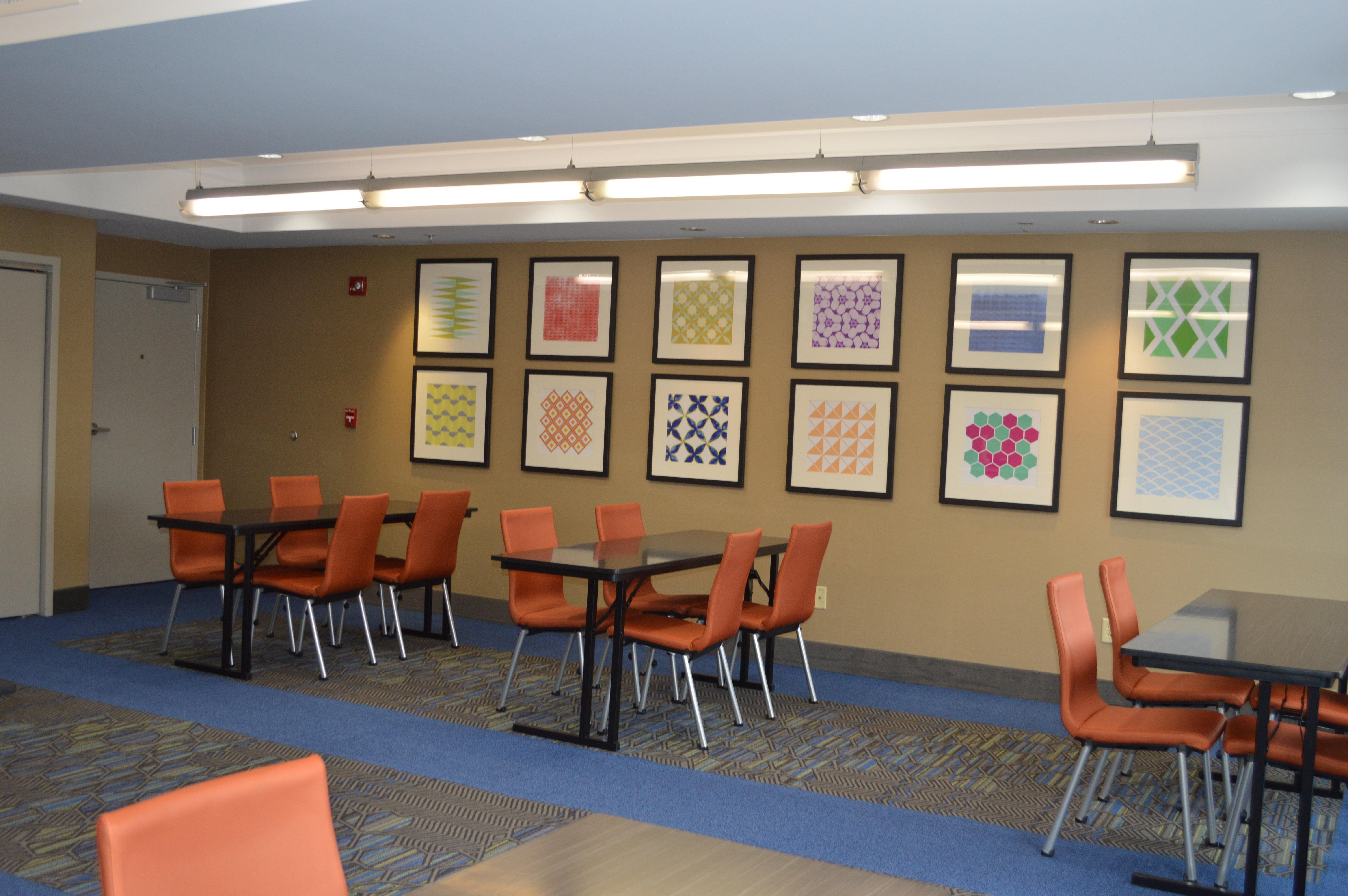 Holiday Inn Express Hotel & Suites Binghamton University-Vestal By Ihg Exterior foto